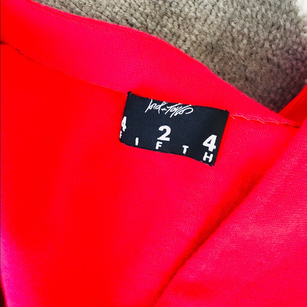 💛 ❤️Lord&taylor red 💯 cotton top classic M NWT - Picture 5 of 5